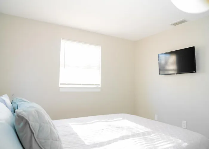 University Serenity Suites